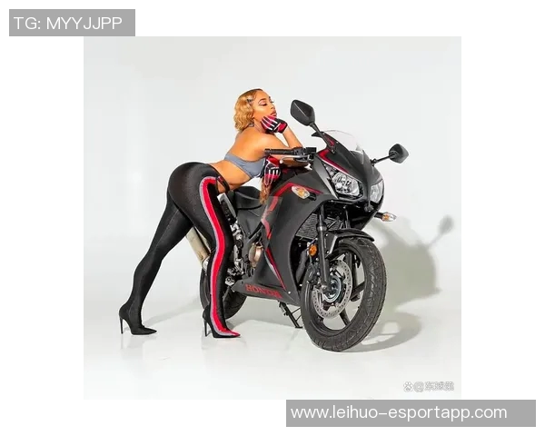 哈登追求女友频繁拨打电话引发热议她却直言他不懂撩妹技巧 哈登追求女友频繁拨打电话引发热议她却直言他不懂撩妹技巧