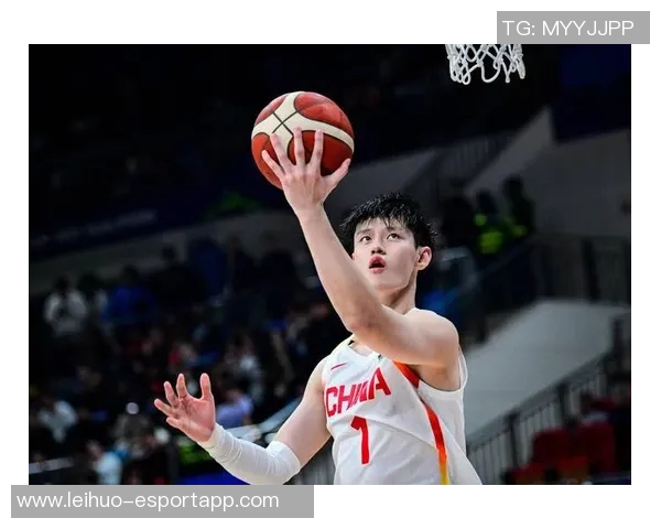 曾凡博中国赛期间亲签见面会收费1497元包含签名与合影机会 曾凡博中国赛期间亲签见面会收费1497元包含签名与合影机会